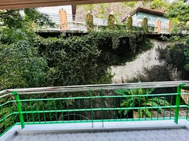 在The Green Places Condominium出售的3 卧室 住宅, Ratsada