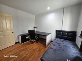 3 Schlafzimmer Reihenhaus zu vermieten im The Metro Sathorn-Kalpaphruek, Bang Wa