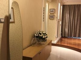 3 Schlafzimmer Appartement zu vermieten im Watermark Chaophraya, Bang Lamphu Lang