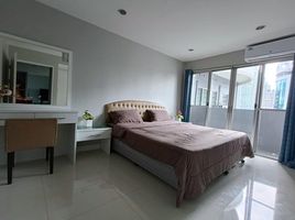 1 Bedroom Condo for rent at Witthayu Complex, Makkasan