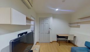 1 Bedroom Condo for sale in Sam Sen Nok, Bangkok Life at Ratchada - Suthisan