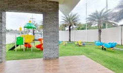 写真 2 of the Outdoor Kids Zone at Hua Hin Grand Hills