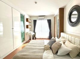 2 Schlafzimmer Wohnung zu verkaufen im Baan Klang Krung Resort (Ratchada 7), Din Daeng, Din Daeng