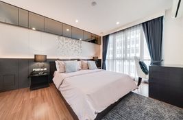 Buy 2 bedroom Condo at The Surawong in Bangkok, Thailand