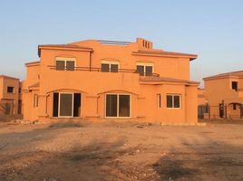 5 Bedroom Villa for sale at Wadi Al Nakhil, Cairo Alexandria Desert Road, 6 October City