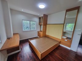 3 Bedroom Villa for sale at Krong Thong Srinakarin, Bang Kaeo