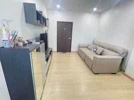 1 Bedroom Apartment for sale at Supalai Loft Yaek Fai Chai station, Bang Khun Si