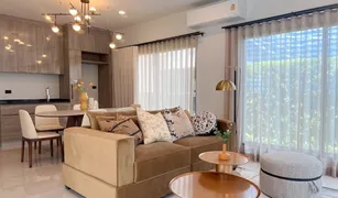 4 Bedrooms House for sale in Hua Mak, Bangkok Burasiri Krungthep Kreetha