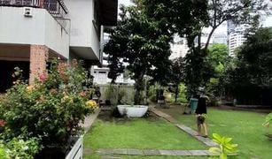曼谷 Khlong Tan Nuea 3 卧室 屋 售 