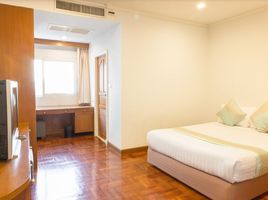 3 Bedroom Apartment for rent at Chaidee Mansion, Khlong Toei Nuea