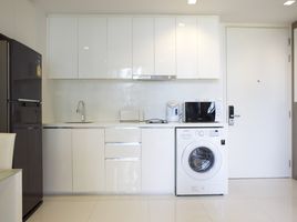 2 Bedroom Apartment for rent at Nara 9 by Eastern Star, Thung Mahamek