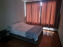 2 Schlafzimmer Appartement zu vermieten im Watermark Chaophraya, Bang Lamphu Lang