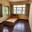 2 Bedroom House for rent in Happyland Center, Khlong Chan, Khlong Chan