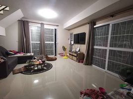 3 Schlafzimmer Reihenhaus zu verkaufen in Khlong Luang, Pathum Thani, Khlong Si, Khlong Luang