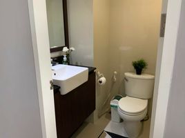 1 Schlafzimmer Wohnung zu vermieten im Condo One X Sukhumvit 26, Khlong Tan