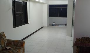 2 Schlafzimmern Wohnung zu verkaufen in Hua Mak, Bangkok Pattamon Condo Town