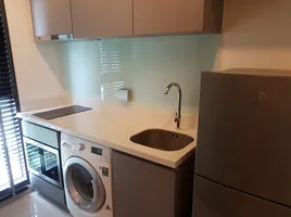 1 спален Кондо на продажу в Rhythm Sukhumvit 36-38, Khlong Tan