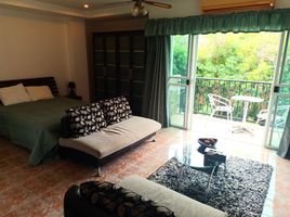 Studio Condo for rent at Siam Oriental Condominium, Nong Prue, Pattaya