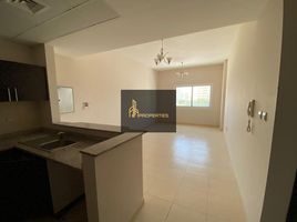 1 Bedroom Apartment for sale at Mazaya 10A, Queue Point, Dubai Land