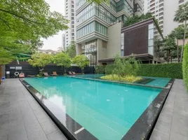 1 Bedroom Condo for rent at The Emporio Place, Khlong Tan