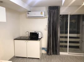 1 Schlafzimmer Wohnung zu vermieten im Family Town, Sam Sen Nai