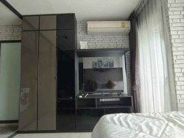 Studio Condo for sale at Rhythm Asoke, Makkasan