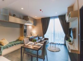 1 Schlafzimmer Wohnung zu vermieten im Edge Sukhumvit 23, Khlong Toei Nuea