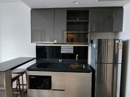 1 Bedroom Condo for rent at Oka Haus, Khlong Tan, Khlong Toei, Bangkok, Thailand