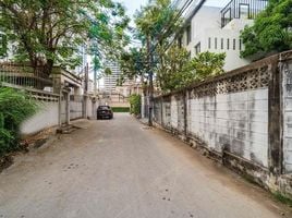 2 Bedroom House for sale in The Commons, Khlong Tan Nuea, Khlong Tan Nuea