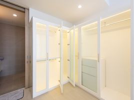 1 Schlafzimmer Appartement zu vermieten im Noble Ploenchit, Lumphini