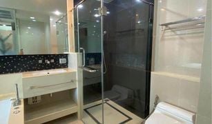 2 Bedrooms Condo for sale in Si Lom, Bangkok The Address Sathorn
