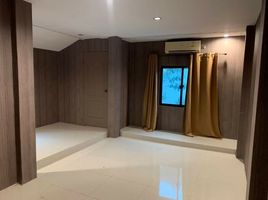 3 Schlafzimmer Haus zu verkaufen im Noble Tara Town in Town, Phlapphla, Wang Thong Lang