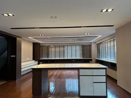 3 Schlafzimmer Penthouse zu verkaufen im Ploenchit Terrace, Lumphini, Pathum Wan