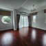 4 Schlafzimmer Villa zu verkaufen im Land and Houses Park, Chalong