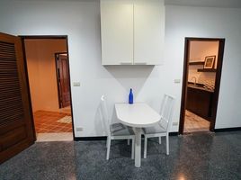 3 Schlafzimmer Appartement zu vermieten im Raintree Village Apartment, Khlong Tan Nuea