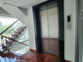 220 SqM Office for rent in DONKI Mall Thonglor, Khlong Tan Nuea, Khlong Tan Nuea