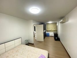 1 Bedroom Condo for rent at Condo One Soho, Talat Noi