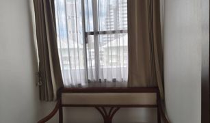 ขายคอนโด 3 ห้องนอน ใน คลองตันเหนือ, กรุงเทพมหานคร United Tower