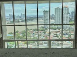 4 Bedroom Penthouse for sale at Watermark Chaophraya, Bang Lamphu Lang, Khlong San, Bangkok