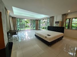 4 Bedroom House for rent at Nantawan Srinakarin, Bang Mueang