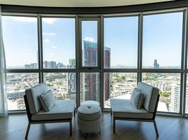 1 Schlafzimmer Appartement zu vermieten im Sky Walk Residences, Phra Khanong Nuea