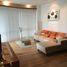 1 Bedroom Condo for sale at The Lakes, Khlong Toei