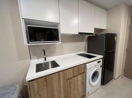 2 спален Кондо в аренду в Noble Ambience Sukhumvit 42, Phra Khanong