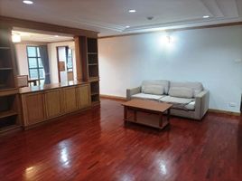 3 спален Кондо в аренду в Super Mansion Sukhumvit 39, Khlong Tan Nuea