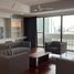 2 Bedroom Apartment for rent at Govind Tower, Khlong Toei Nuea