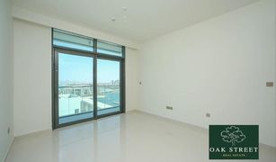 1 Bedroom Apartment for sale in EMAAR Beachfront, Dubai Beach Vista