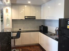 2 Bedroom Condo for rent at Petch 9 Tower, Thanon Phaya Thai