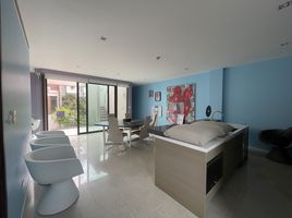 3 Schlafzimmer Wohnung zu verkaufen im Baan Lux-Sathon, Chong Nonsi, Yan Nawa