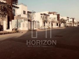 3 Bedroom Townhouse for sale at Hyde Park, The 5th Settlement, New Cairo City