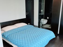 2 Bedroom Condo for sale at Siamese Gioia, Khlong Toei Nuea